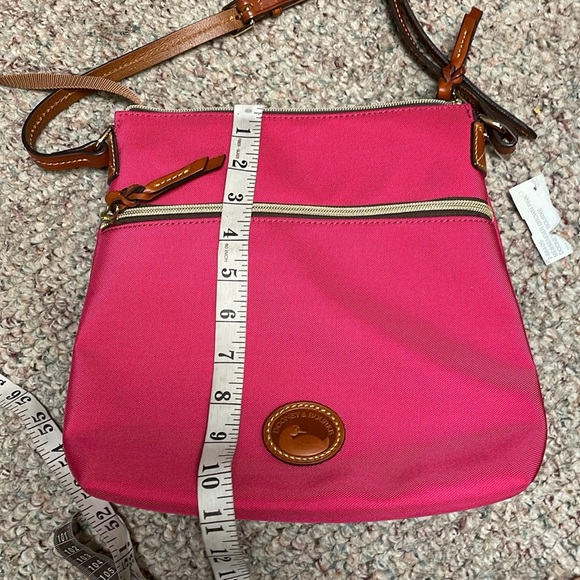 New Dooney & Bourke crossbody - Picture 8 of 11
